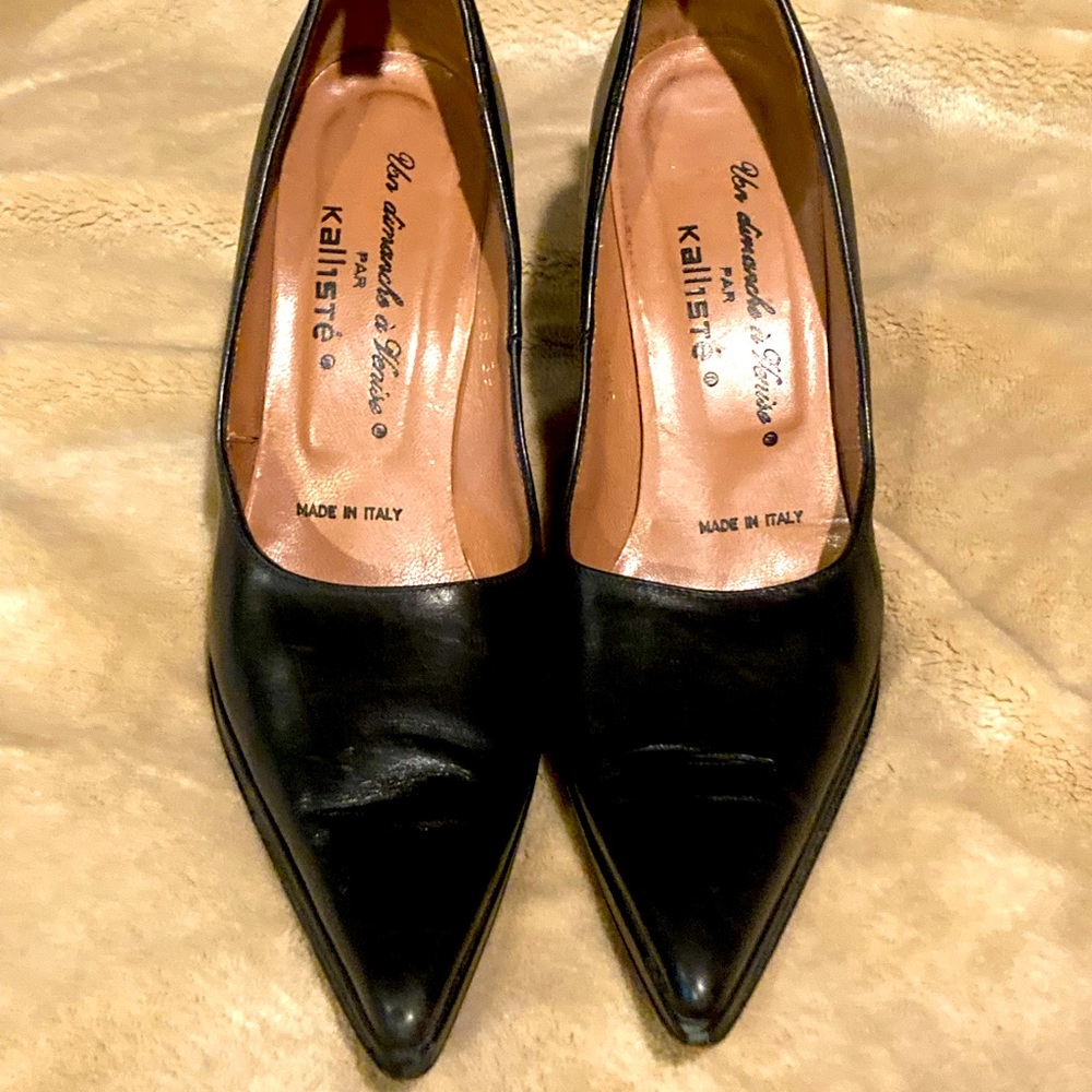 Black leather Kalliste pumps made in Italy Size 39